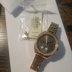 Fossil Rose Gold Stainless Steel Womens Watch comes with extra links *Preowned*